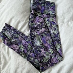 Lululemon pants - Size 6.